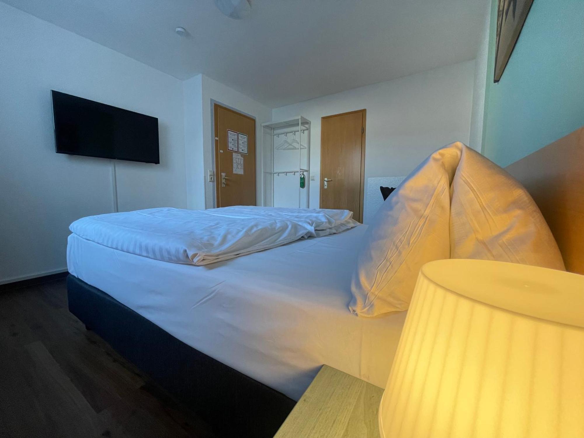 Residenz Hotel וופרטל מראה חיצוני תמונה