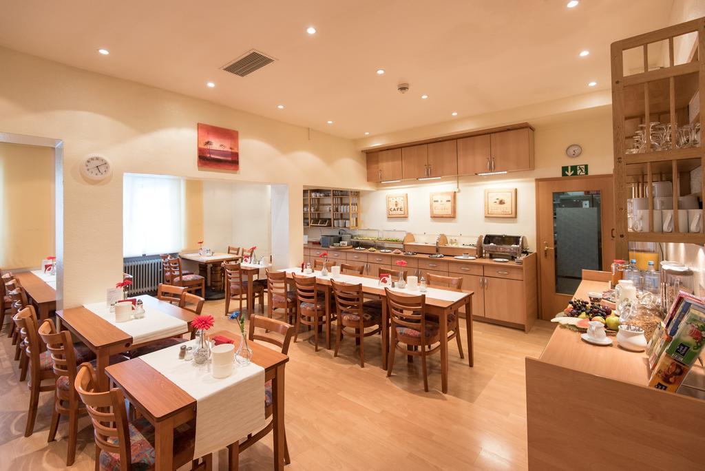 Residenz Hotel וופרטל מראה חיצוני תמונה